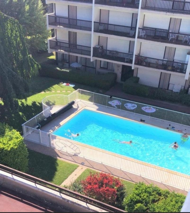 Apartamento Le Cosy Avec Piscine, Balcon Et Parking Trouville-sur-Mer Exterior foto